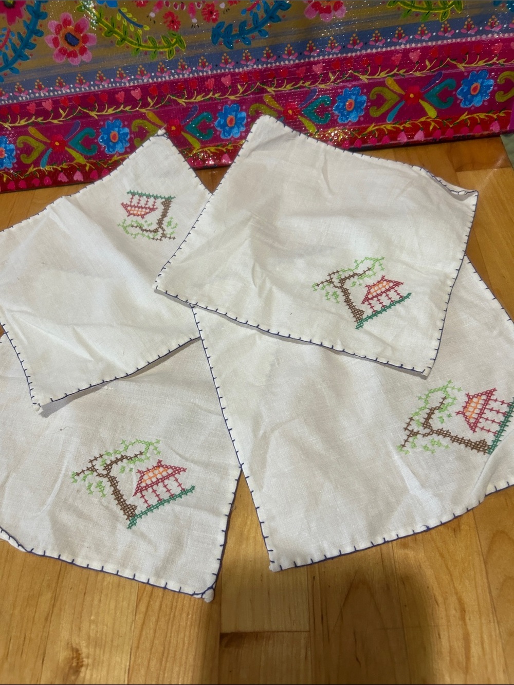 Set of 4 vintage napkins, hand stitched